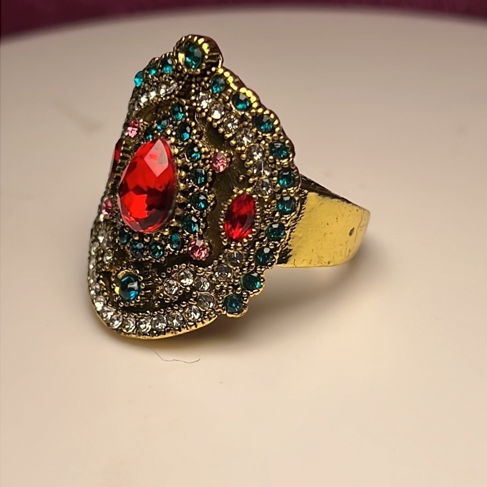 Unique Middle Eastern Vibes Fashion Ring Gold Tone Manmade Stones - Picture 3 of 6